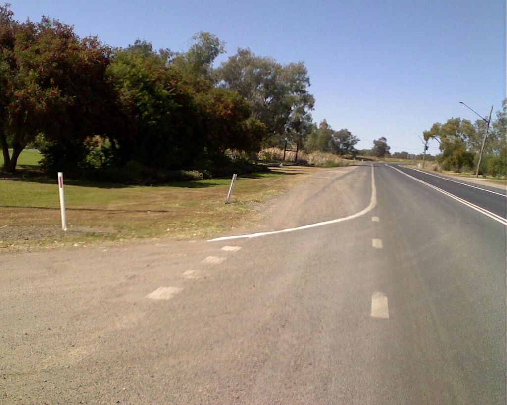Street view near Fox Street