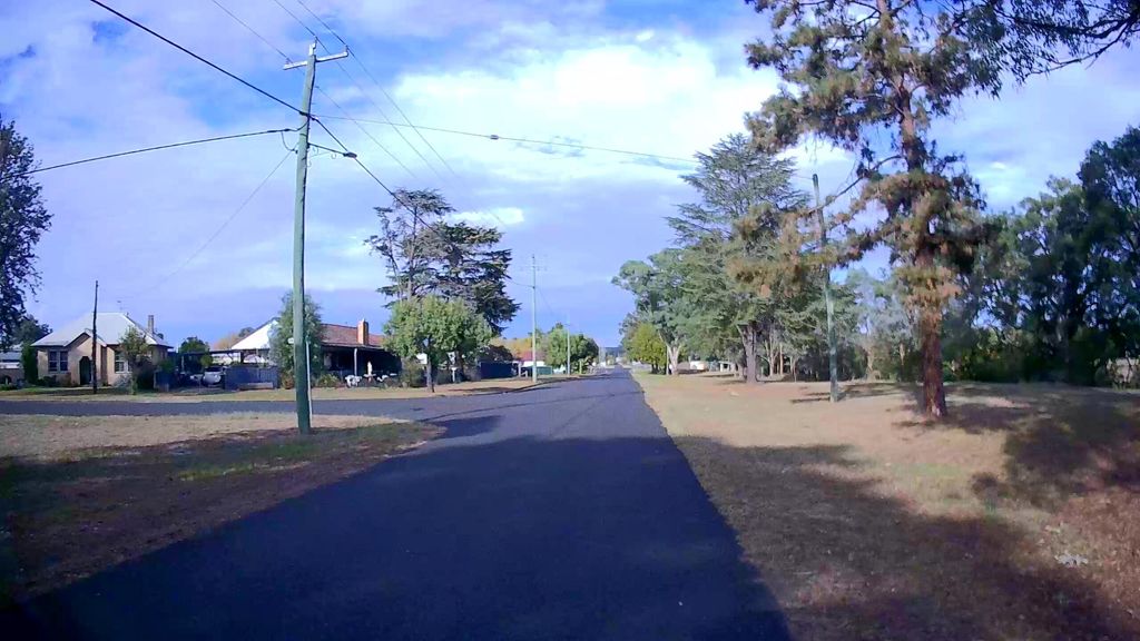 Street view near Castlereagh Avenue