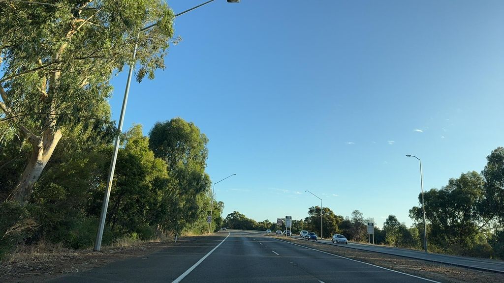 Street view near Gosnells Road West