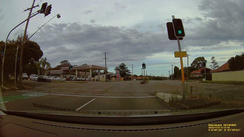 Street view near Main Road