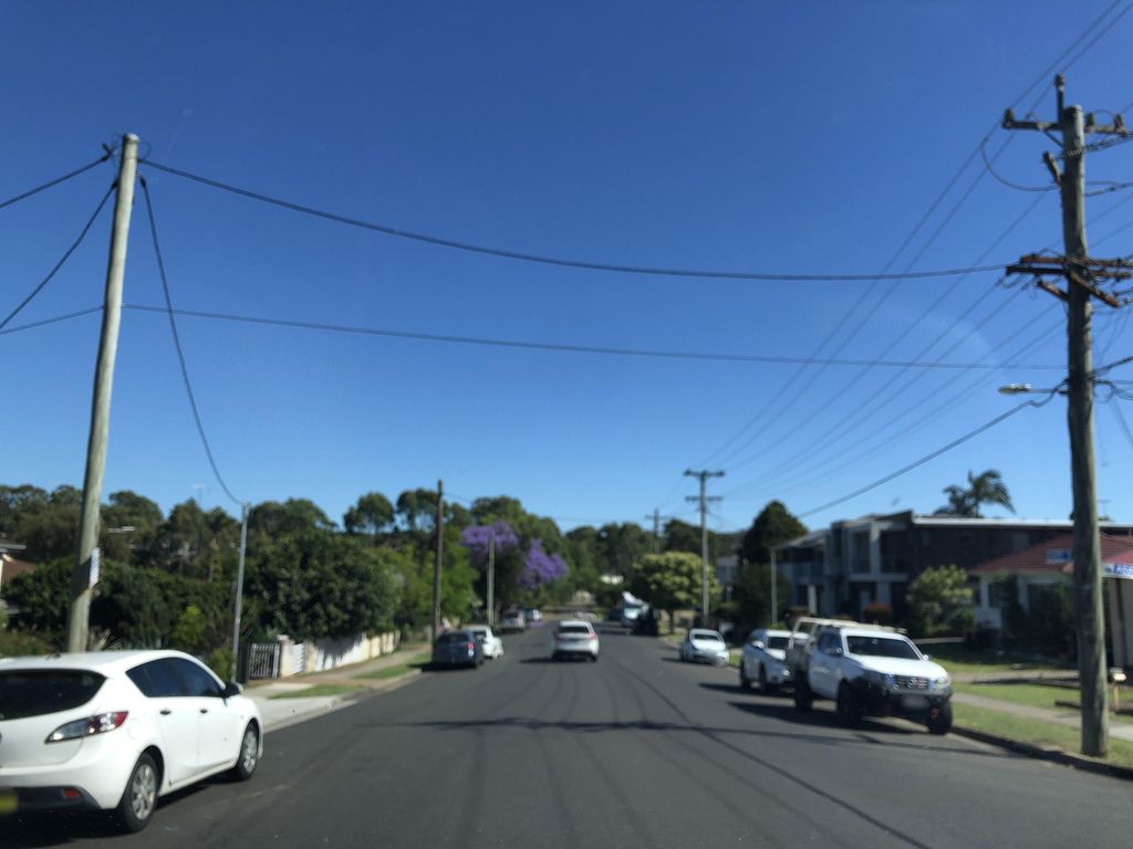 Street view near Quarry Road