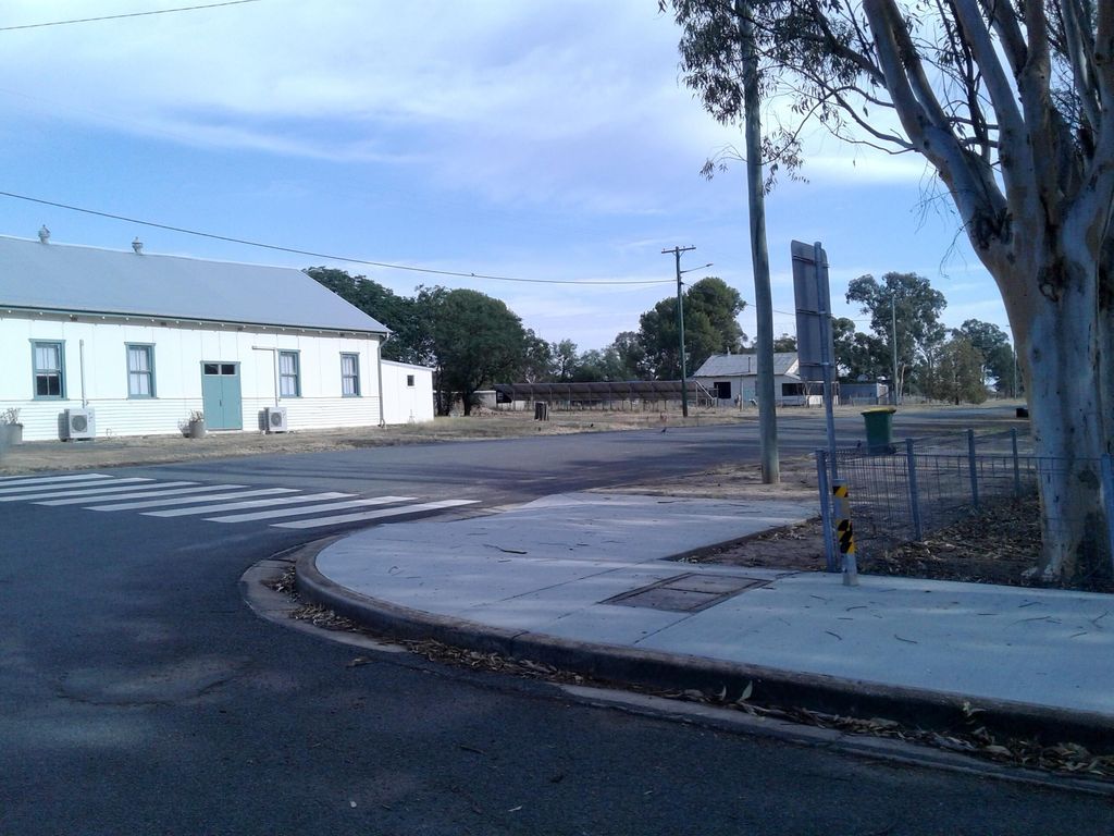Street view near Wyalong Street