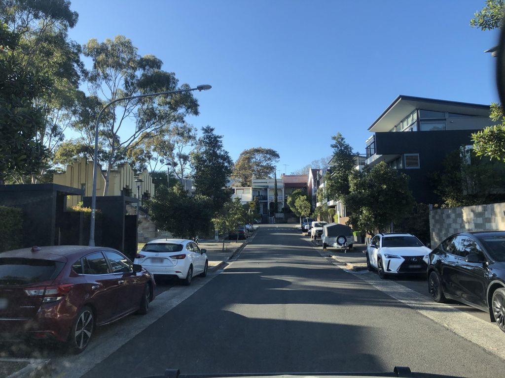 Street view near Griffin Place