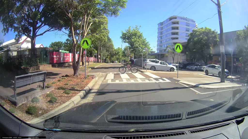 Street view near Flora Street