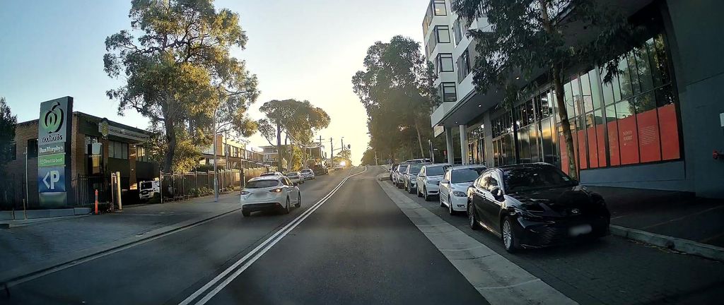 Street view near Flora Street