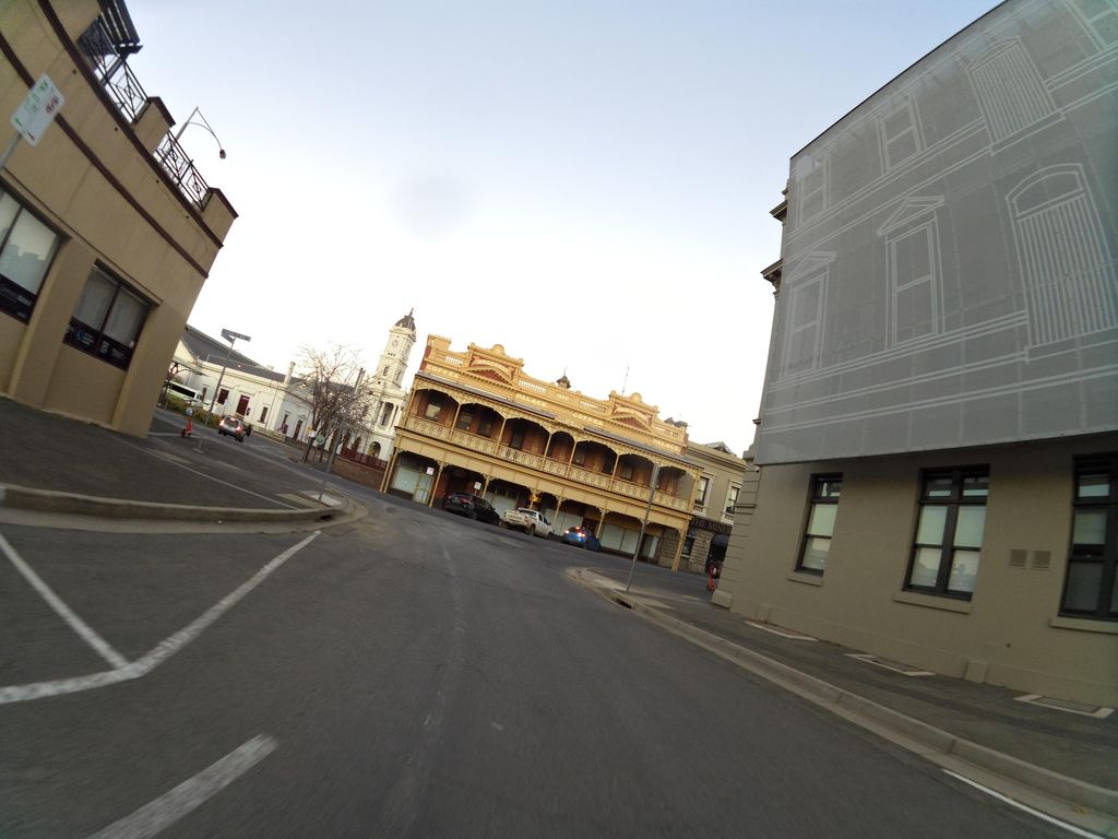 Street view near Lydiard Street North