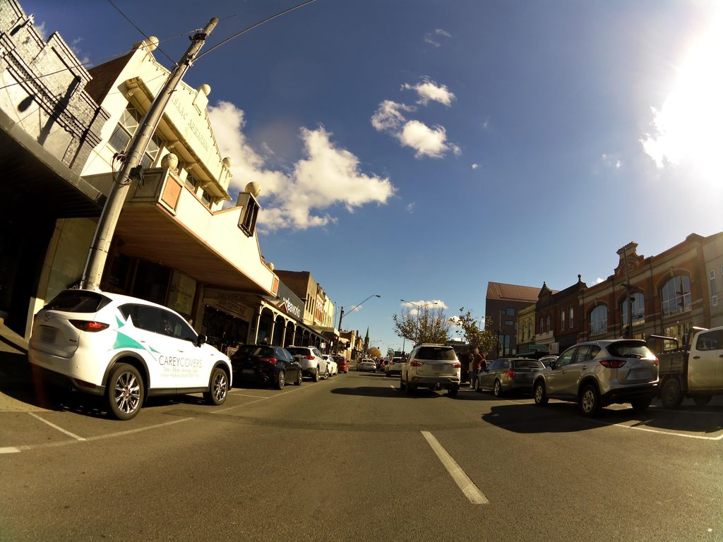 Street view near Lydiard Street North