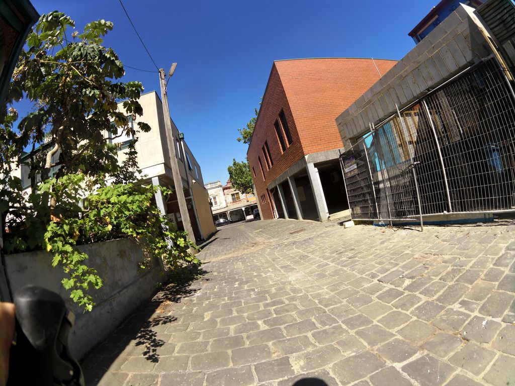 Street view near Curtain Street