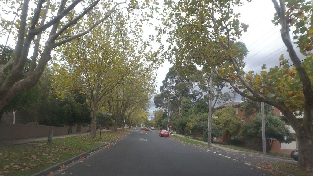 Street view near Albion Road