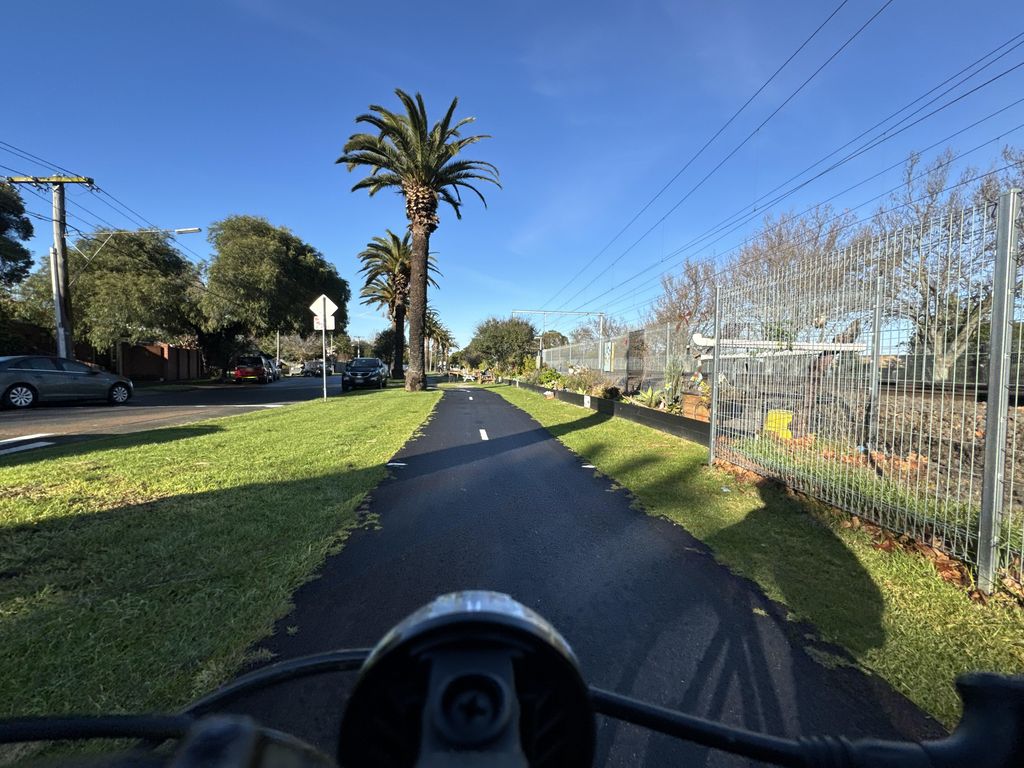Street view near Dorothy Avenue
