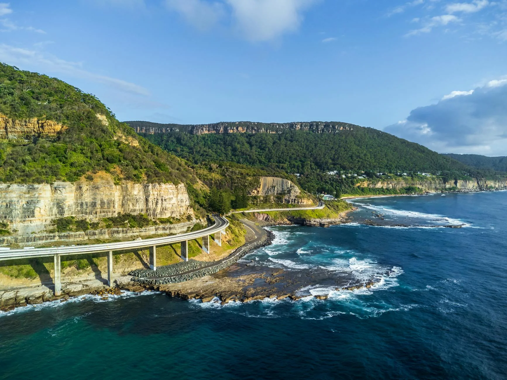 Coalcliff - squeezed between the escarpment and the sea