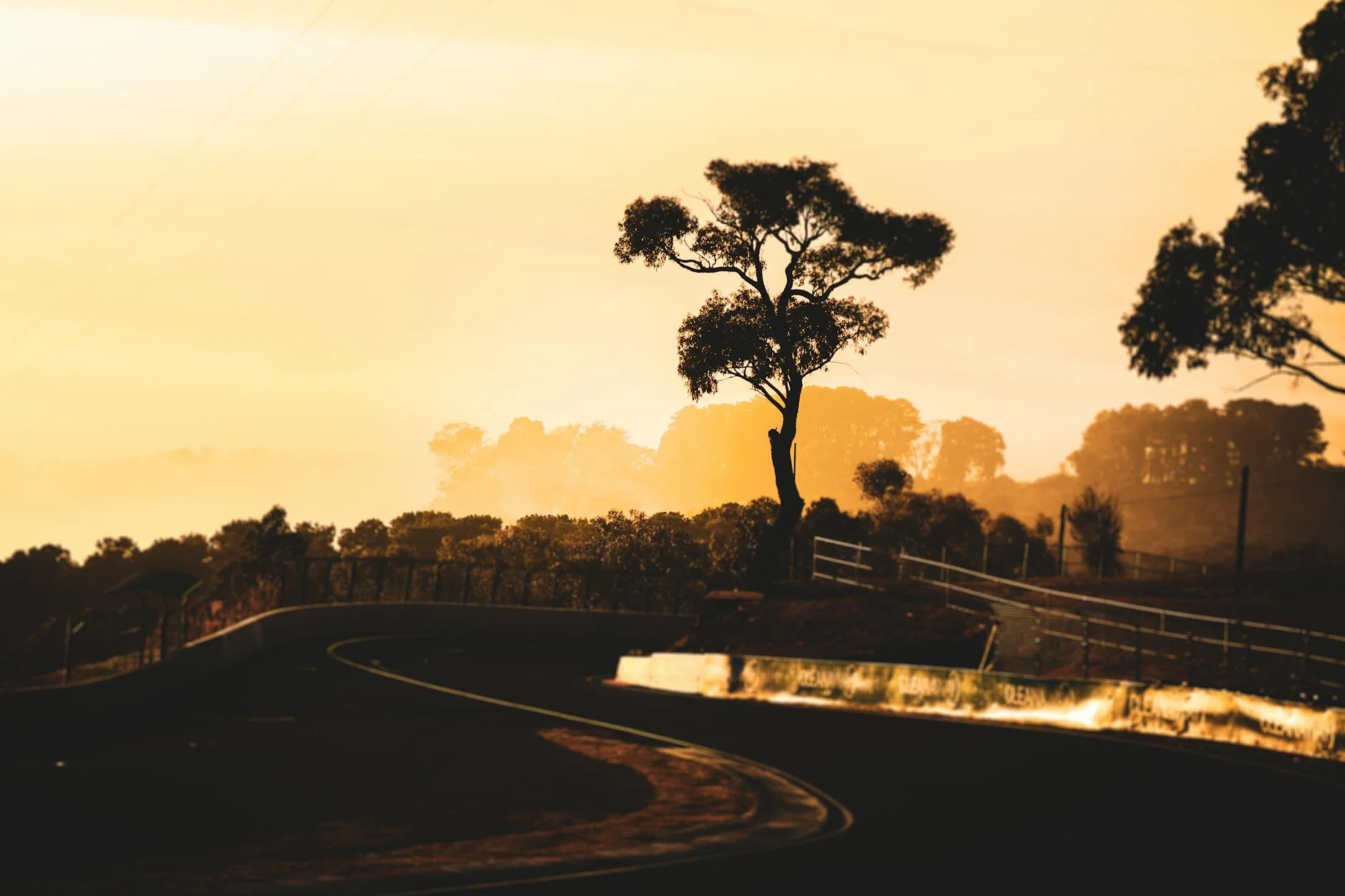 Mount Barker Road climbing through the ranges - tight corners near the 700-metre summit
