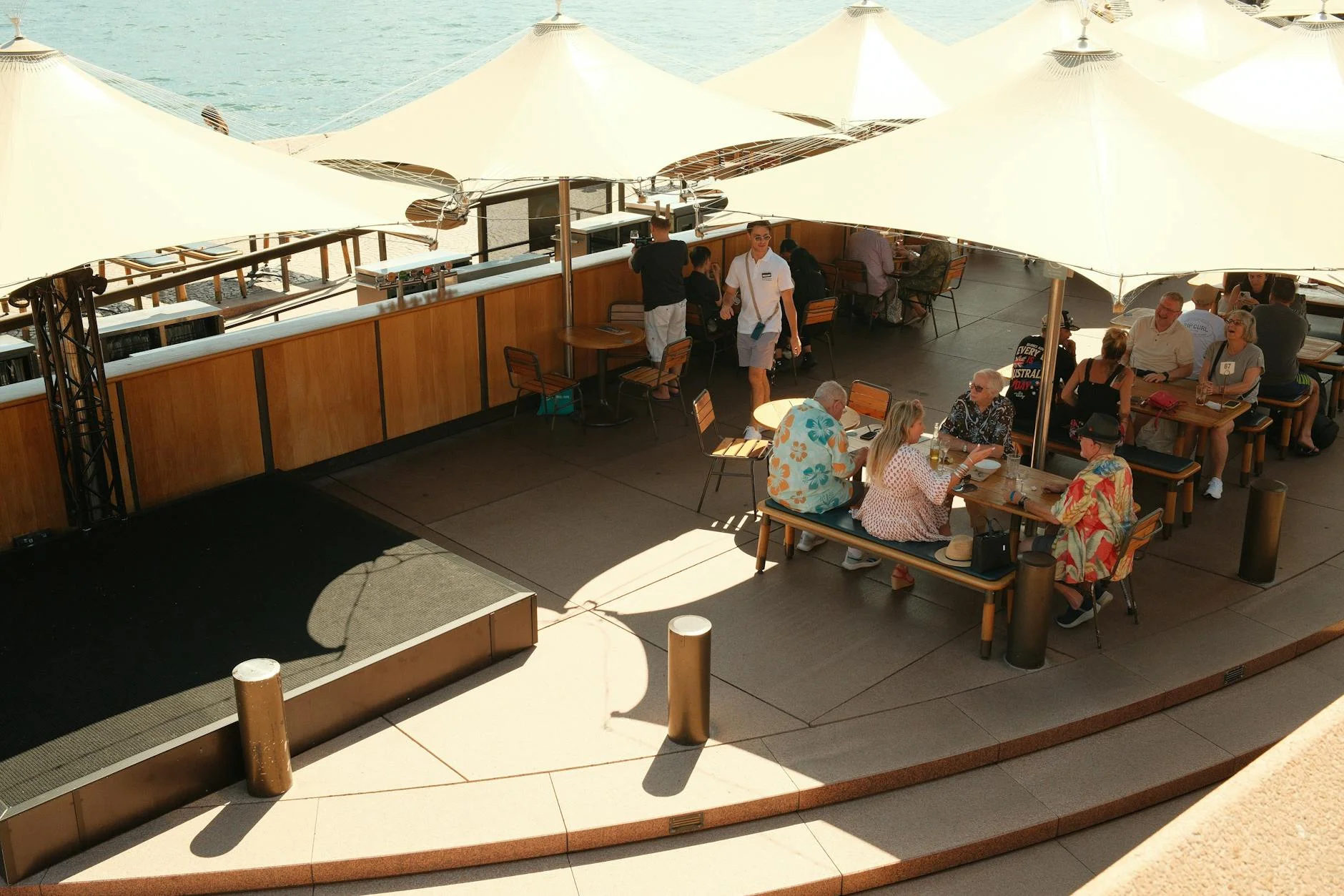 Anglers Rest pub on the Hawkesbury - the traditional lunch stop