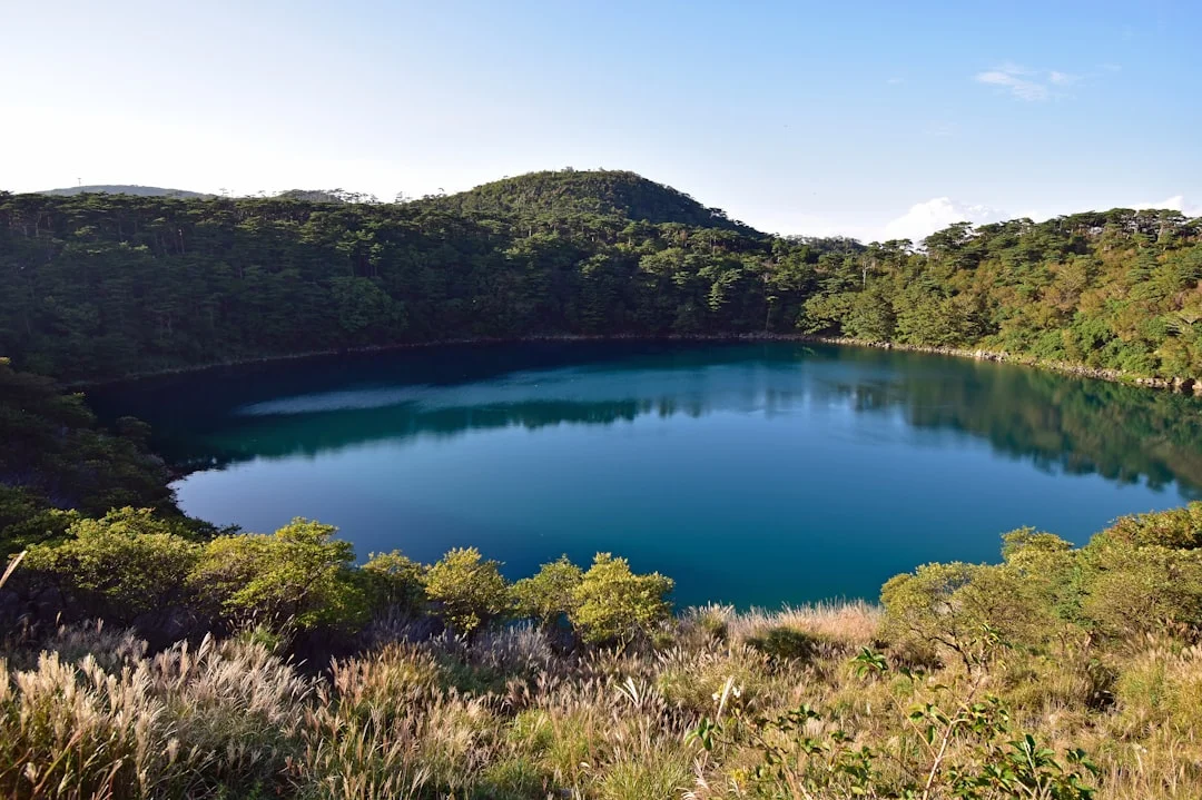 Lake Barrine - volcanic crater lake near the stage end