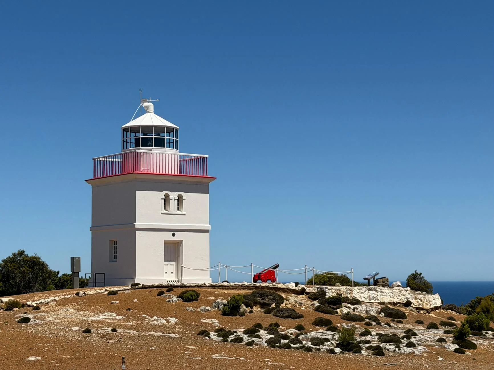 Corny Point lighthouse - where the Southern Ocean meets Gulf St Vincent